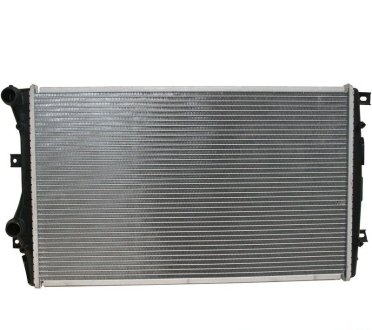Радиатор, охолодження двигуна JP GROUP 1114206100 (фото 1)