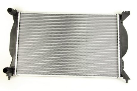 Радиатор охолодження AUDI A4/S4 (B6, B7) (00-) 1.6-2.0 (вир-во) NISSENS 60304A (фото 1)