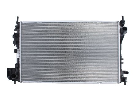 Радиатор охолоджування NISSENS 630742 (фото 1)