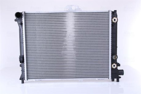 Радiатор NISSENS 64033A