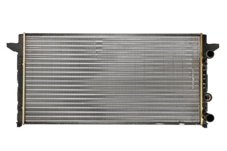 Радиатор охолодження VW PASSAT B4 (3A, 35I) (93-) 1.6-2.8i (вир-во) NISSENS 65256