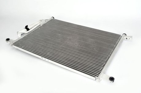 Радиатор кондиціонеру CHEVROLET AVEO 1.5 (вир-во) NISSENS 94641