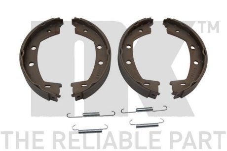 Комплект тормозных колодок, стояночная тормозная система NK 2740768