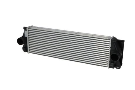 Радиатор інтеркулера MB Sprinter 2.2-3.0 CDI/VW Cr NRF 30310 (фото 1)