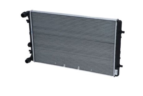 Радиатор системи охолодження двигуна NRF 509529