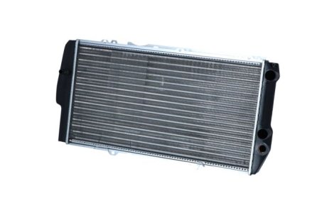 Радиатор охолодження двигуна AUDI 100 76- (вир-во) NRF 51311 (фото 1)