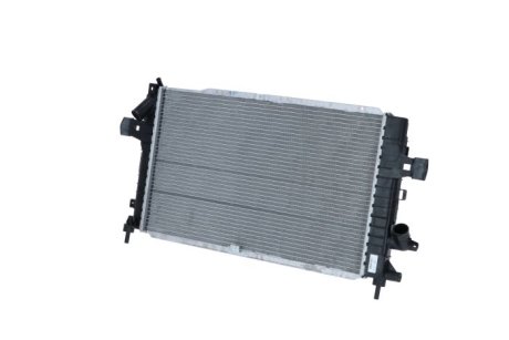 Радиатор охолодження двигуна OPEL Astra 04- (вир-во) NRF 53415
