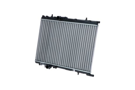 Радиатор системи охолодження двигуна NRF 53424A