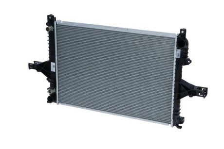 Радиатор охолодження двигуна NRF 53532 (фото 1)