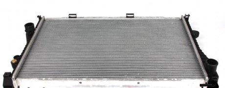 Радиатор охолодження двигуна NRF 53722