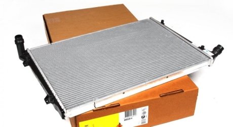 Радиатор системи охолодження двигуна NRF 53814 (фото 1)
