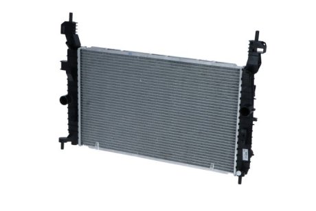 Радиатор системи охолодження двигуна NRF 55317