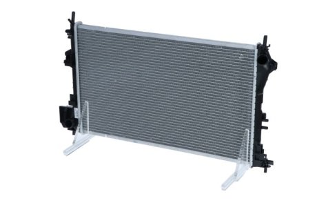Радиатор охолодження двигуна NRF 58203