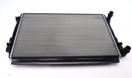 Радиатор основний Audi A3Skoda Octavia Iii Golf Vii, Passat 1.0-2.0D 08.12- NRF 58453