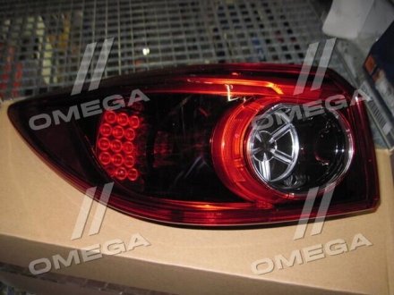 Ліхтар задн. пра. MAZDA 3 13-16 TYC 11-66650005B3